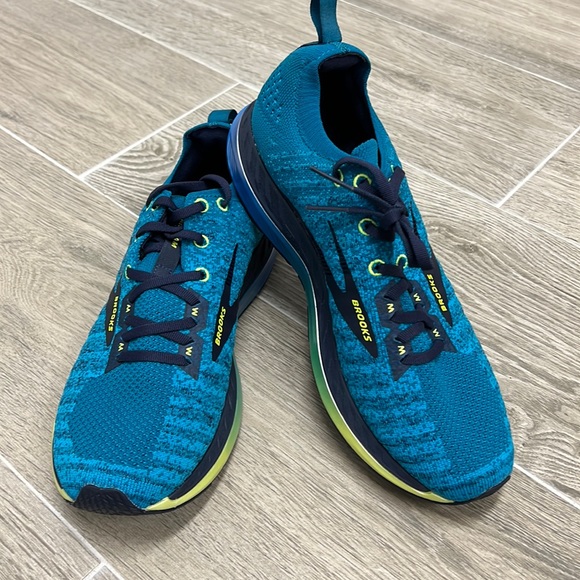 brooks mens bedlam 2